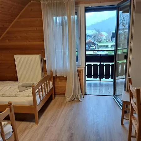 Homestay szállás Hisa Bistrica *